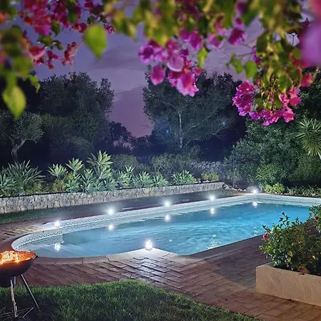 Gwendolin Βίλα *